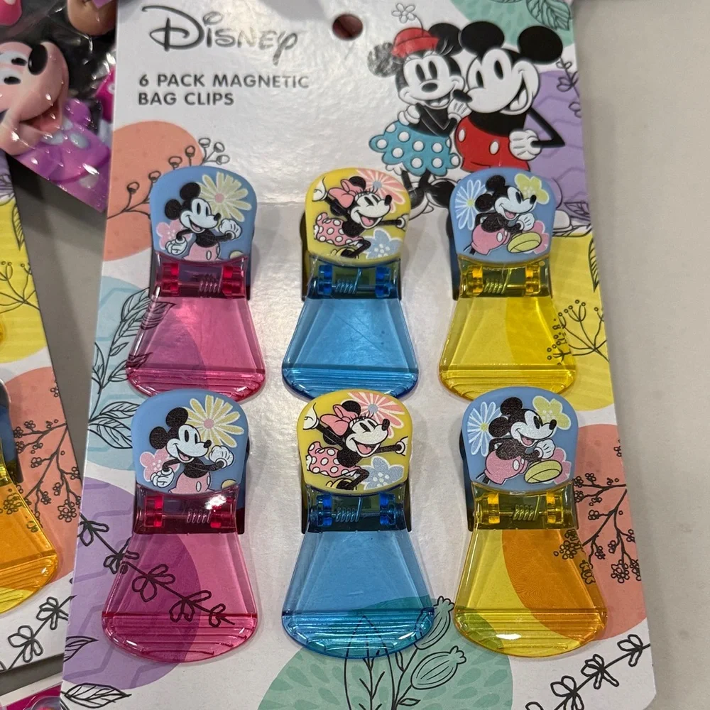 Disney Minnie & Friends Pink and Blue Party Favor Collection